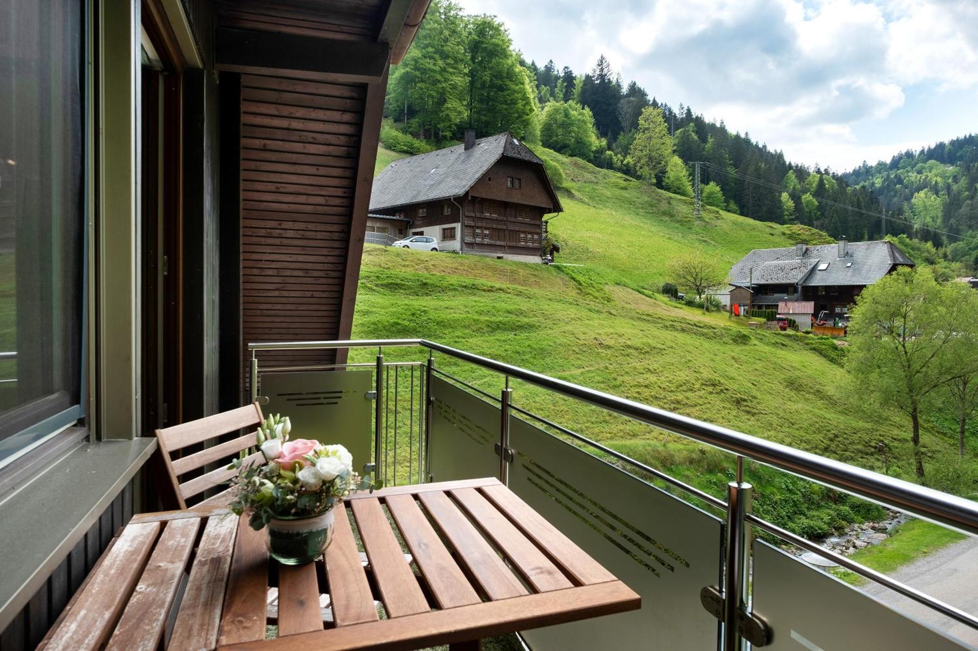 Ferienwohnung Glashuette Sankt Margen Exterior photo